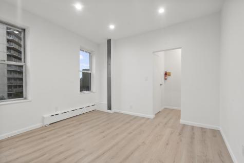 6045 Boulevard East West New York NJ 07093
