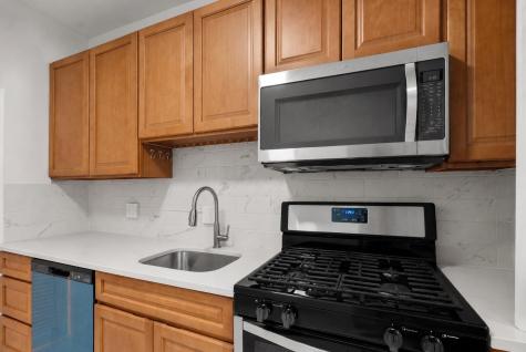 6045 Boulevard East West New York NJ 07093