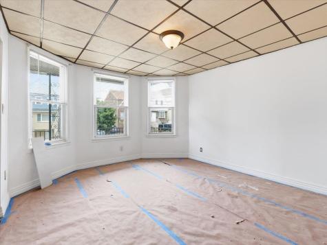98 West 47th Street Bayonne NJ 07001
