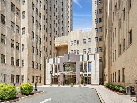 4 Beacon Way Jersey City NJ 07304