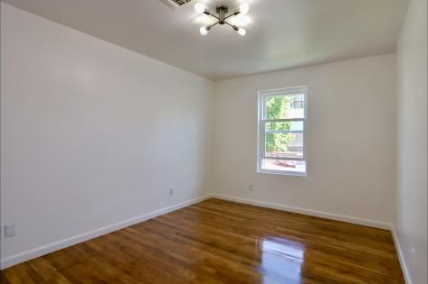 6207 Newkirk Avenue North Bergen NJ 07047