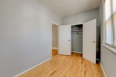 433 74th Street North Bergen NJ 07047