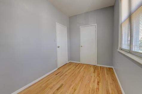 433 74th Street North Bergen NJ 07047