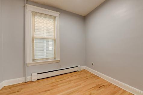 433 74th Street North Bergen NJ 07047