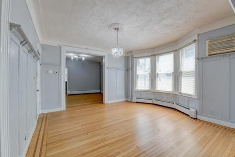 433 74th Street North Bergen NJ 07047