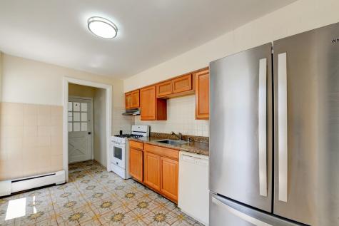 433 74th Street North Bergen NJ 07047