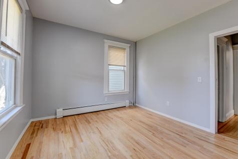 433 74th Street North Bergen NJ 07047
