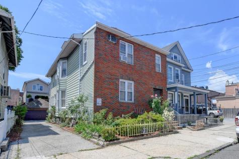 433 74th Street North Bergen NJ 07047