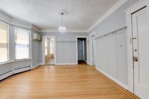 433 74th Street North Bergen NJ 07047