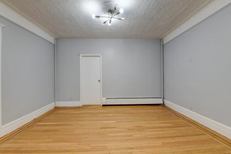 433 74th Street North Bergen NJ 07047