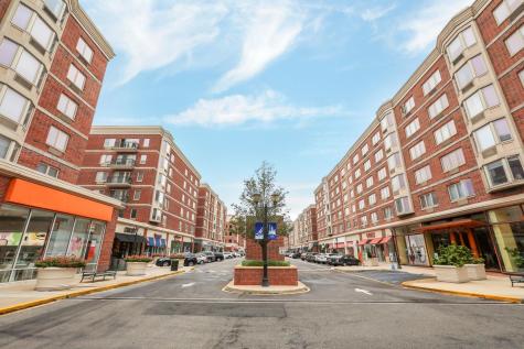 6202 City Place Edgewater NJ 07020-1111