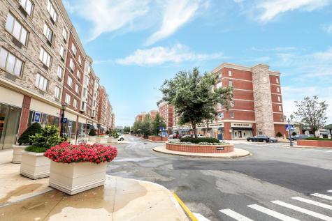 6202 City Place Edgewater NJ 07020-1111