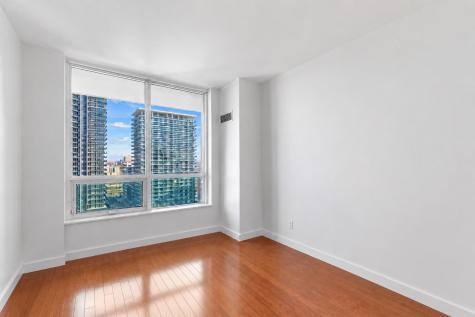 1 Shore Lane Jersey City NJ 07310