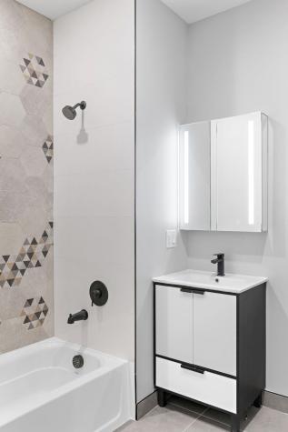 132 Mallory Avenue Jersey City NJ 07304