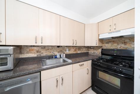 364 1st Street Jersey City NJ 07302