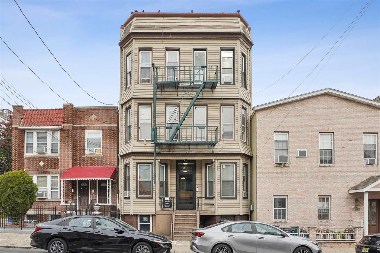 198 Griffith Street Jersey City NJ 07307