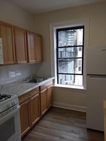429 Fairmount Avenue Jersey City NJ 07306-5915