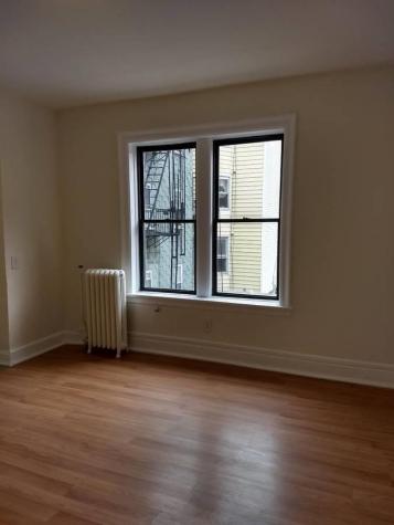 429 Fairmount Avenue Jersey City NJ 07306-5915