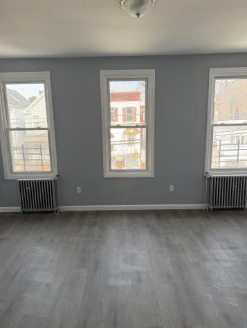419 4th Street Union City NJ 07087