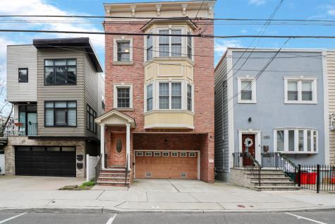 22 West 19th Street Weehawken NJ 07086
