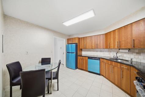 2103 Harmon Cove Tower Secaucus NJ 07094