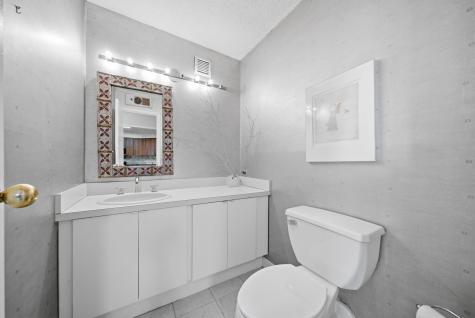 2103 Harmon Cove Tower Secaucus NJ 07094