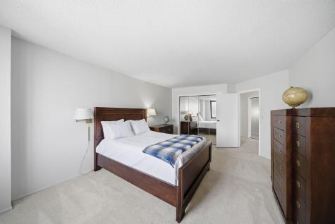 2103 Harmon Cove Tower Secaucus NJ 07094