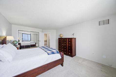 2103 Harmon Cove Tower Secaucus NJ 07094