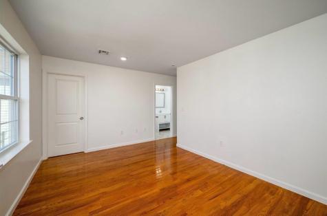 44 West 50th Street Bayonne NJ 07002