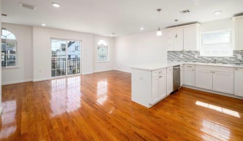 44 West 50th Street Bayonne NJ 07002