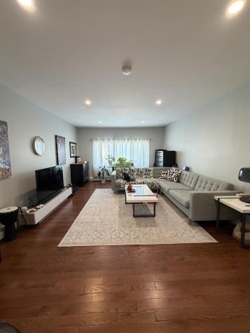 195 Hutton Street Jersey City NJ 07307