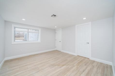 25 Helen Street Secaucus NJ 07094-3021