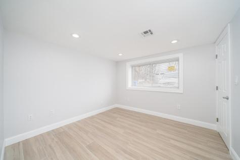 25 Helen Street Secaucus NJ 07094-3021