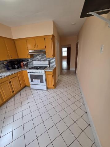 364 Woodlawn Avenue Jersey City NJ 07305
