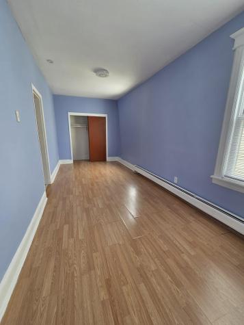 364 Woodlawn Avenue Jersey City NJ 07305