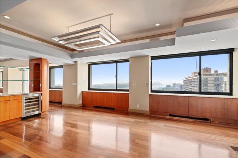 200 Old Palisade Road Fort Lee NJ 07024