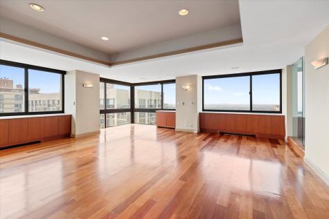 200 Old Palisade Road Fort Lee NJ 07024
