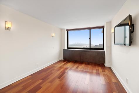 200 Old Palisade Road Fort Lee NJ 07024