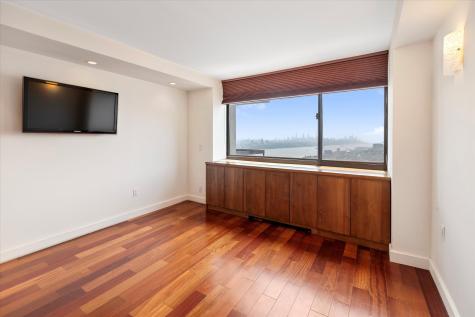 200 Old Palisade Road Fort Lee NJ 07024