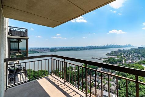 200 Old Palisade Road Fort Lee NJ 07024