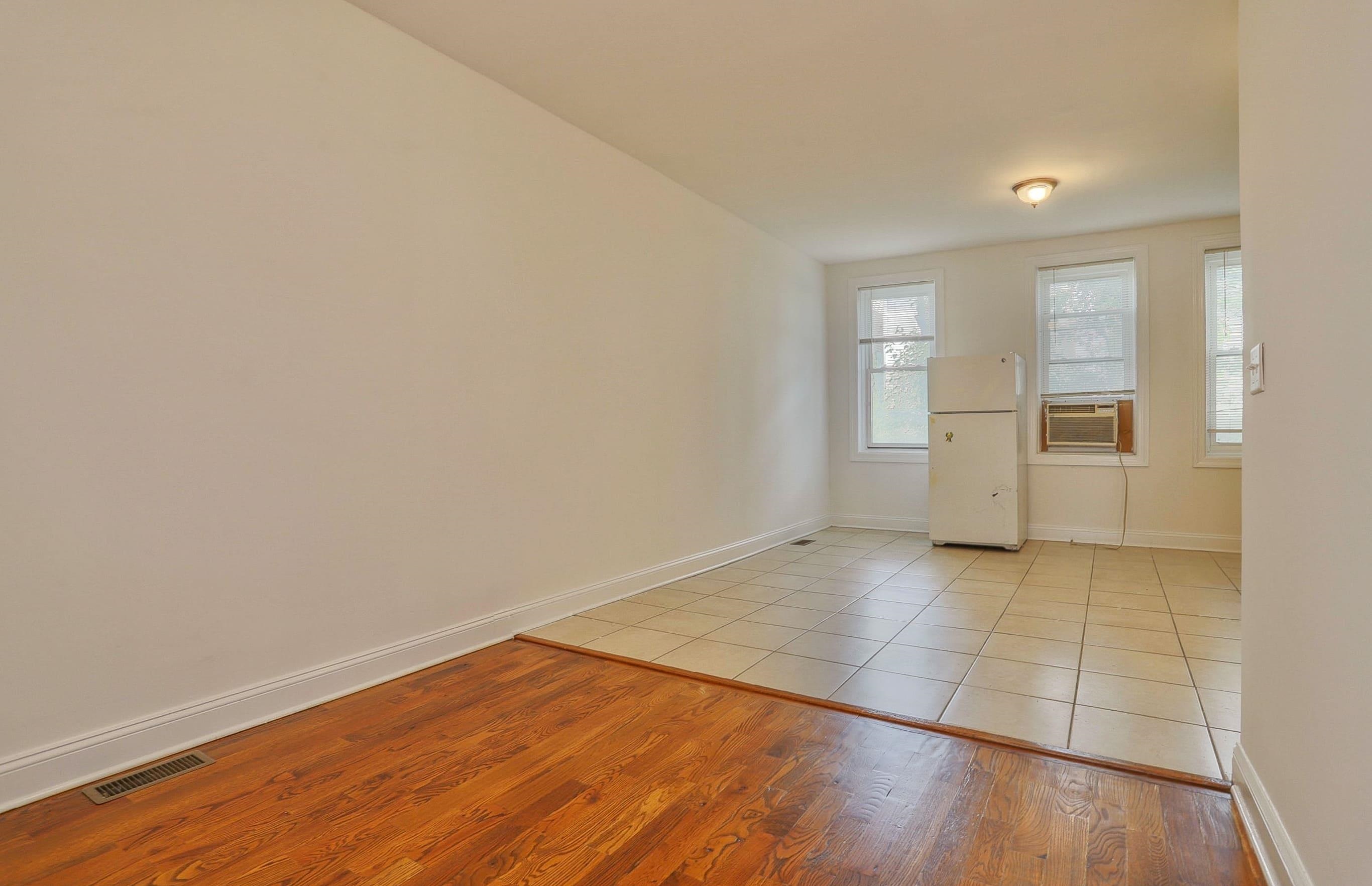 272 Grant Avenue Jersey City NJ 07305