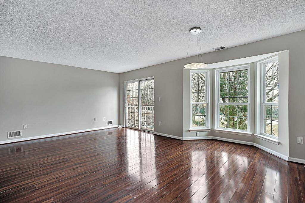 40 Juniper Street Jersey City NJ 07305