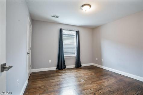 414 16th Street Newark NJ 07103