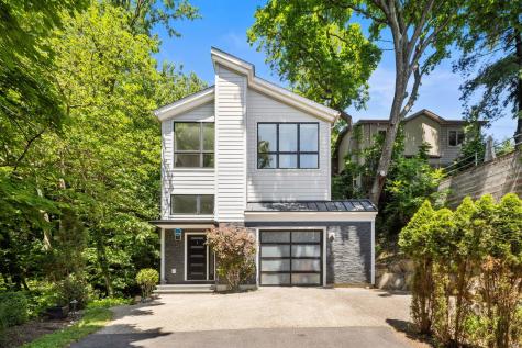 6 Annette Avenue Edgewater NJ 07020