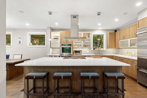 6 Annette Avenue Edgewater NJ 07020