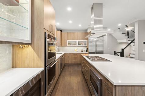 6 Annette Avenue Edgewater NJ 07020