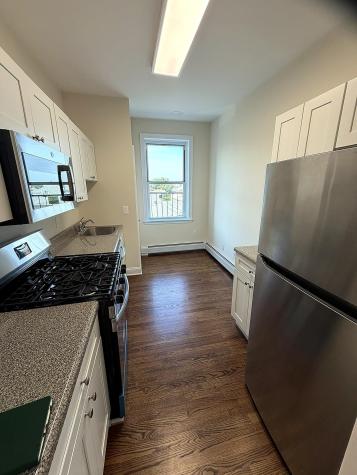 8517 4th Avenue North Bergen NJ 07047