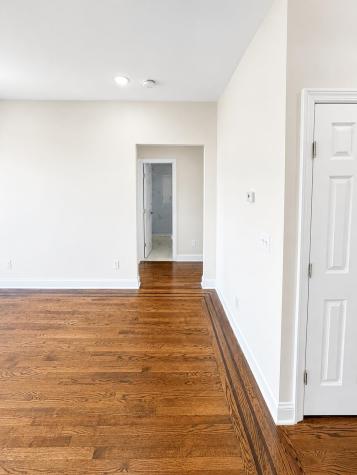 8517 4th Avenue North Bergen NJ 07047