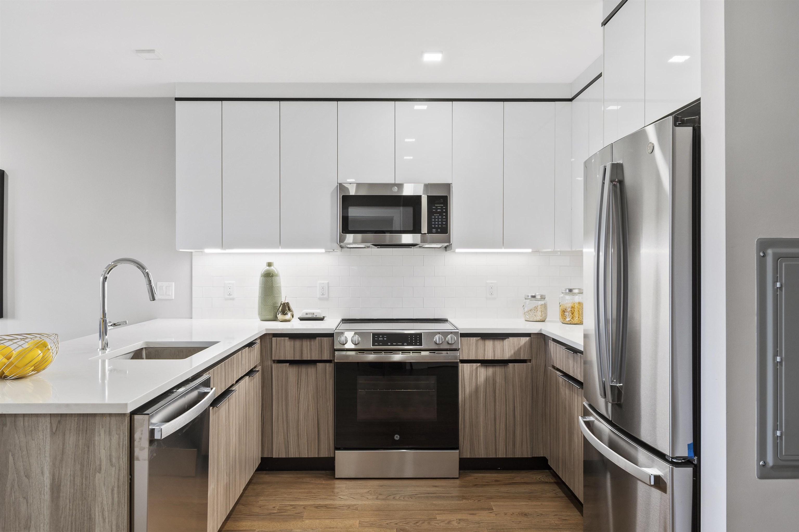 60-64 68th Street Guttenberg NJ 07093
