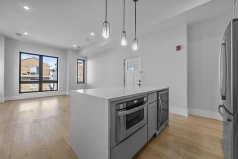 13 Manhattan Avenue Jersey City NJ 07307